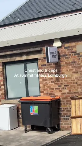 Summit fitness Edinburgh amazing gym definitely give it a go, only downside is if you drive parking isn’t great( park in Lidl for 90 mins) had to cut workout short so no pump check #fyp #gym #GymTok #foryou #newgym #edinburgh 