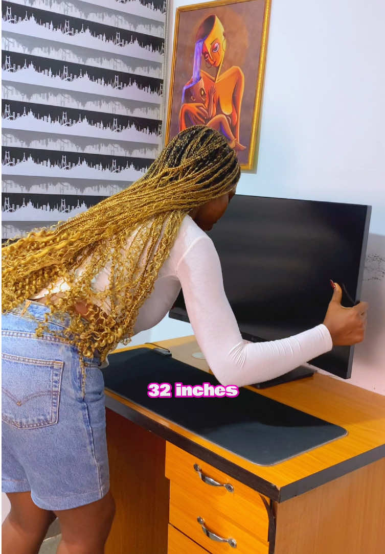 Unboxing the LG 32” curved monitor for my setup workspace desk. #desksetup #workspace #setup #unboxing #lgmonitor #gamingmonitor #GamingSetup 