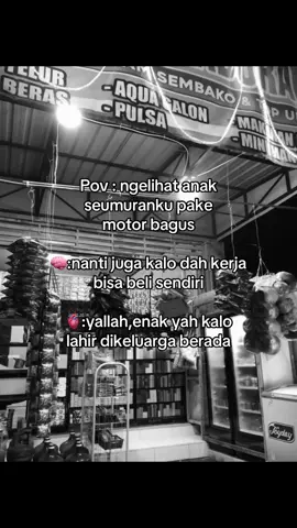 yallah kapan ya bisa beli mtr🙃#katakata #fypage #foryoupage #storysad🥀 #galaubrutal #motorcycle #storyanakmotor 