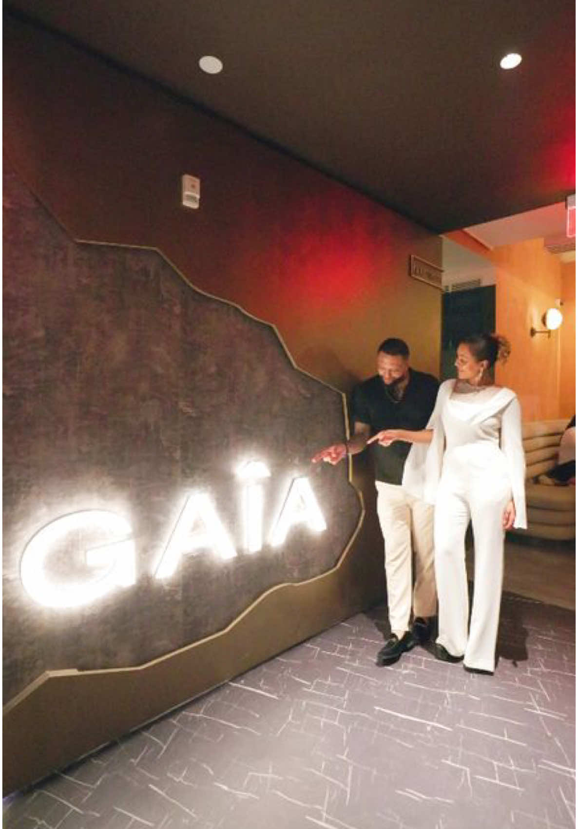 The new talk of the town is @gaiasupperclub and we are here to see what’s it’s all about! 😎 The trio of @melemelton @waynerunsdc and @tonyperryjr have created something special here so come with me to enjoy a night out with good eats and drinks and a vibe that’s unmatched! 🔥🔥🔥 . . . . . #gaia #gaiasuperclub #dc #restaurants #dcrestaurants #dcnightlife #goodeat #goodeatz #northwestdc #spotlight #business #businessspotlight #yourdmvteamrealty 