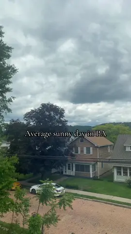 It’s rare when there’s not a single cloud in the sky #pennsylvania 