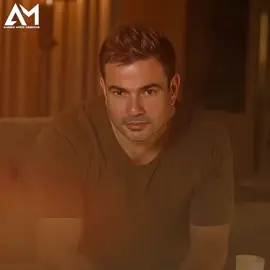 #amrdiab #عمرودياب #اغاني_عربيه #Sing_Oldies  انا بحبك اكتر 🤍🤍🤍👑