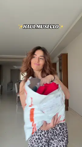 Όταν λες στην κολλητή @Popi Pagoudi πάω διακοπές! Ποιο σας άρεσε;;; #foryou #foryoupage #tiktok 