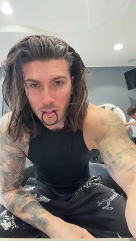 My look is different 💈 @Alessio Giustini  #hair #hairstyle 