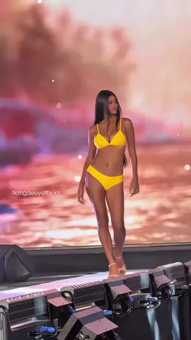 Idénticas? que opinan? 😳  #sthefanygutierrez #missvenezuela #missuniverse #missuniversevenezuela 