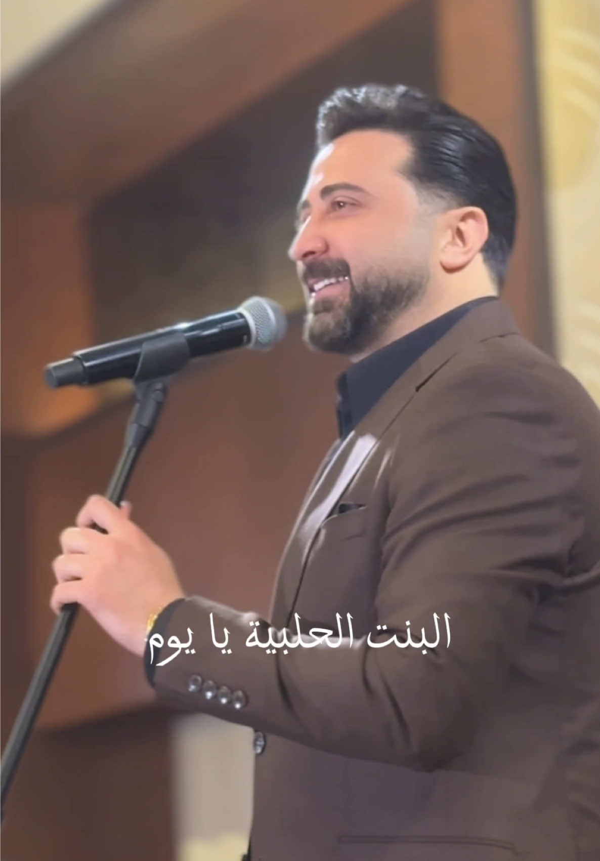 الحلبية اثبتوا حضوركم بالتعليقات يا خيوووو 🕺🏼 ما في بعد البنت السورية الأصيلة 💚😍 خبروني بالتعليقات شو رئيكم 😘 #عبد_الكريم_حمدان #البنت_الحلبية #سوريا #حلب #عرس #حفل #زفاف #عرس_حلبي #دبي #البنت_الحلبية_يايوم_اصليلة_والله 