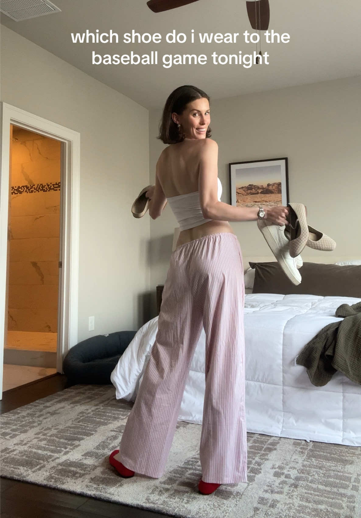 #bravesbaseball #baseballgameoutfitinspo #lowrise #linenpants #redballetflats #whitesneakers #rothysmaryjanes #rothysclogs  