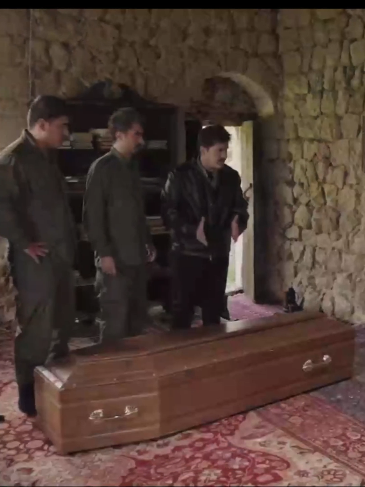 😂😂 حبينا نفاجئك ونجبلك بوظة  #lebanon🇱🇧 #lebanon #الشعب_الصيني_ماله_حل😂😂 #fyp #لبنان #fypシ゚ #مرحبا_دولة #series #egypt #south