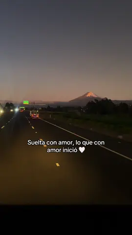 Suelta con amor, lo que con amor inició🤍#paisajes #riobamba_ecuador🇭🇹🇪🇨 #viral #ecuador🇪🇨 