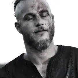 #ragnar #vikings #ragnarlothbrok #series #fyp #foryou #explore #sad #ragnaredit 