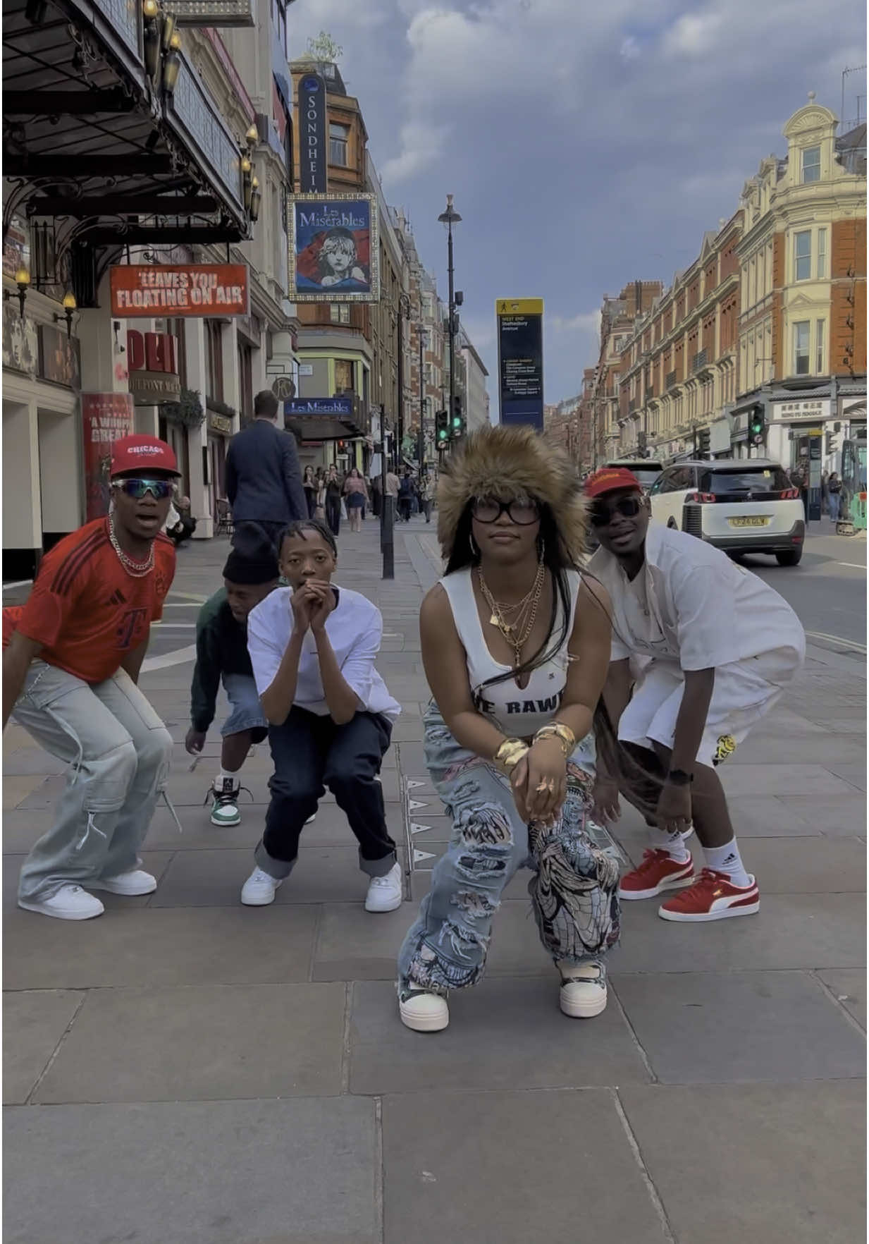 🇬🇧 #kamomphela #partiiiiiiiiiiiiiiiiiiiiiiiii #fyppppppppppppppppppppppp #tiktoktrending #outfit #trendingvideo 