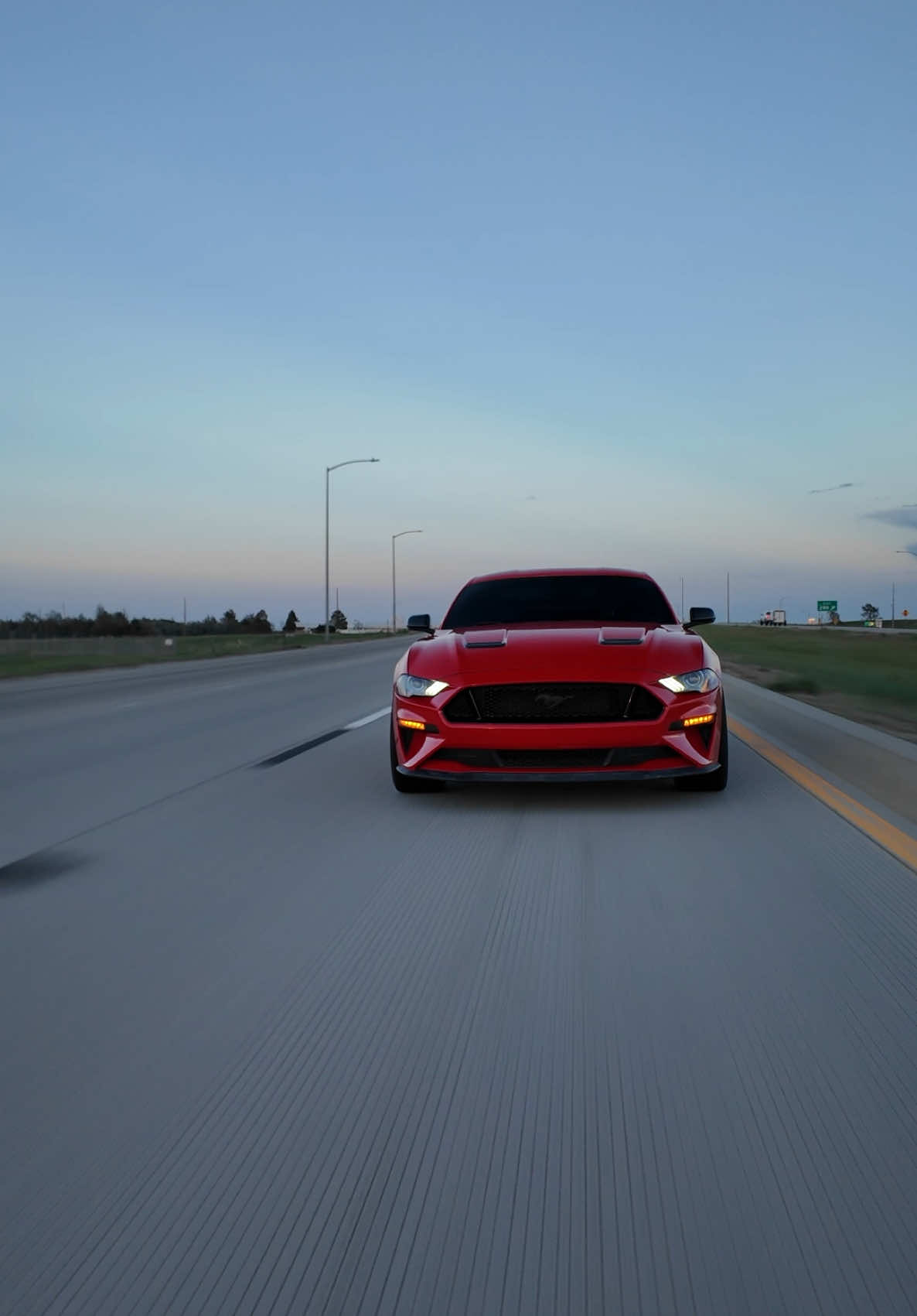 The coyote is the BEST sounding V8 to exist 🙂‍↔️ #cars #s550mustang #fordmustang #mustang_freakzz #mustangsofinstagram #550only #americanmuscle #mustangclub #fordperformance #mustangweek #mustanggt #mustangnation #worldwidestangs #fordmustang #carsofinstagram #mustangsdaily #stangnation #mustanggt #photography #americanmuscle 