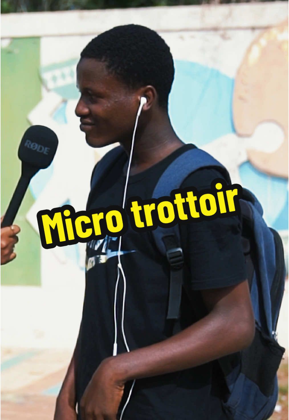 Aujourd’hui on a mis dans éwé 🤣💔, toi dis moi Si tu étais un garçon et que faisais une journée dans la peau d’une fille qu’elle est la première chose que tu allais faire ? #microtrottoir #etudiant #interview 
