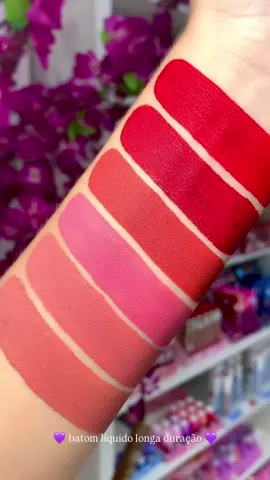 Olha essa pigmentação de batom matte 😍😍 apaixonada estamos 🤩 Disponível em 06 cores apenas R$12,00 cada  #batom #lojademaquiagem #viral 