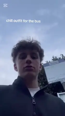 Chill outfit voor de bus vandaag! #fyp #noshame #yolo #rimbazen 