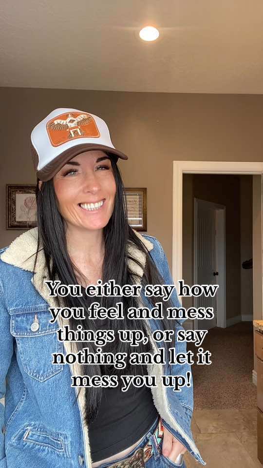 Know what I mean? #relationships #Relationship #friendship #feelings #cowgirl #life #😂 #fyp #thingsthatmakeyougohmm 