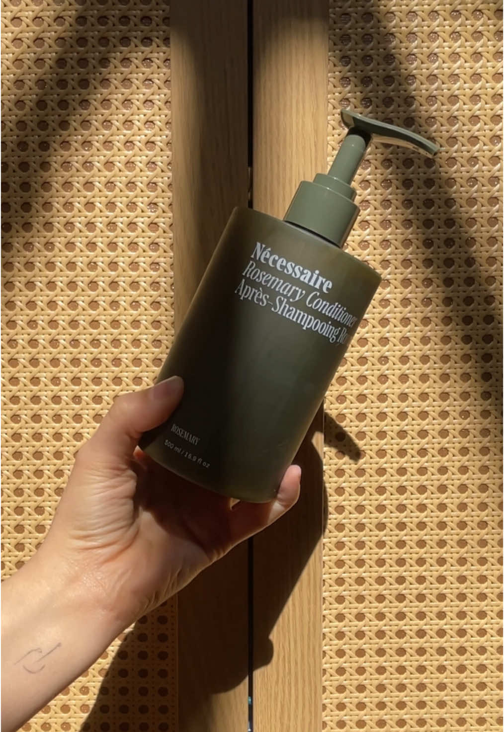 Here’s how I reset my scalp and keep my hair strong after 3 night shifts in a row @necessaire #necessairepartner #ad