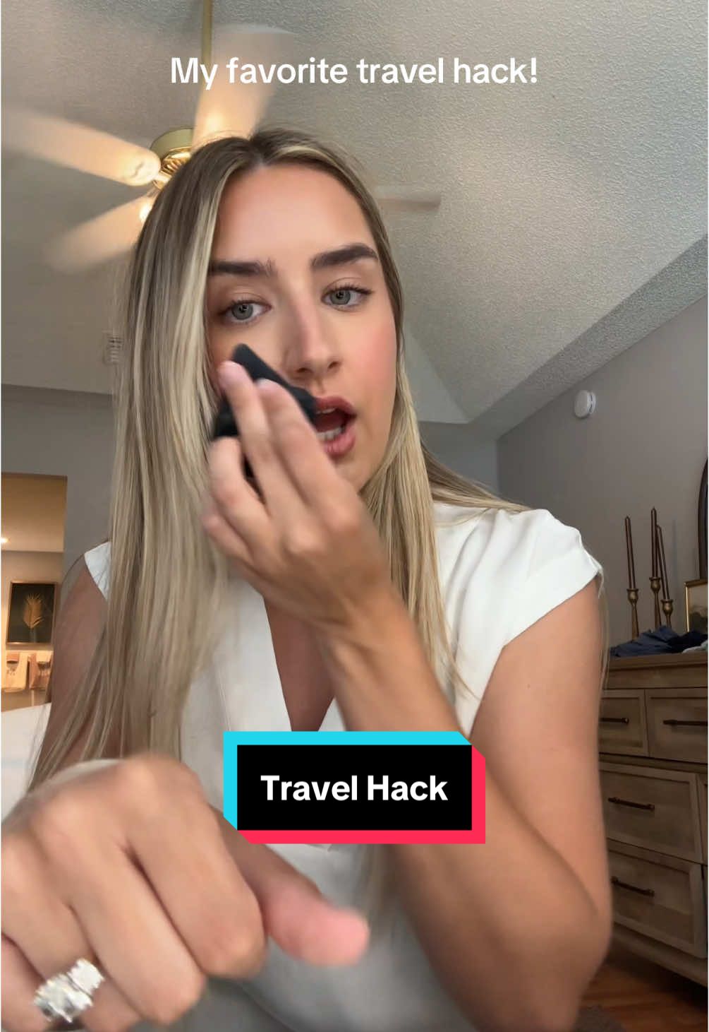 One of my fave travel hacks! I can’t stand carrying a bulky loose powder container—so I found a way to condense it for vacation! #travelhacks #travel #vacation #makeupkit #loosepowder #hack 