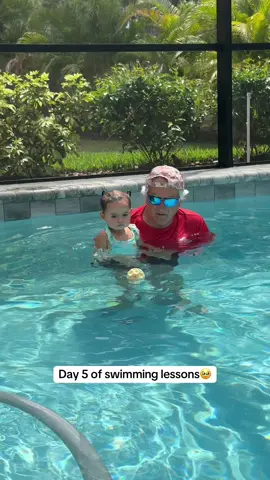 She completed her ISR lessons and did super well and now she’s learning some new tricks🤩 #fyp #thecarlins #babyswimming #swimming #isr #cutebaby #pool #babiesoftiktok #drowningprevention #viral #trending #4u 