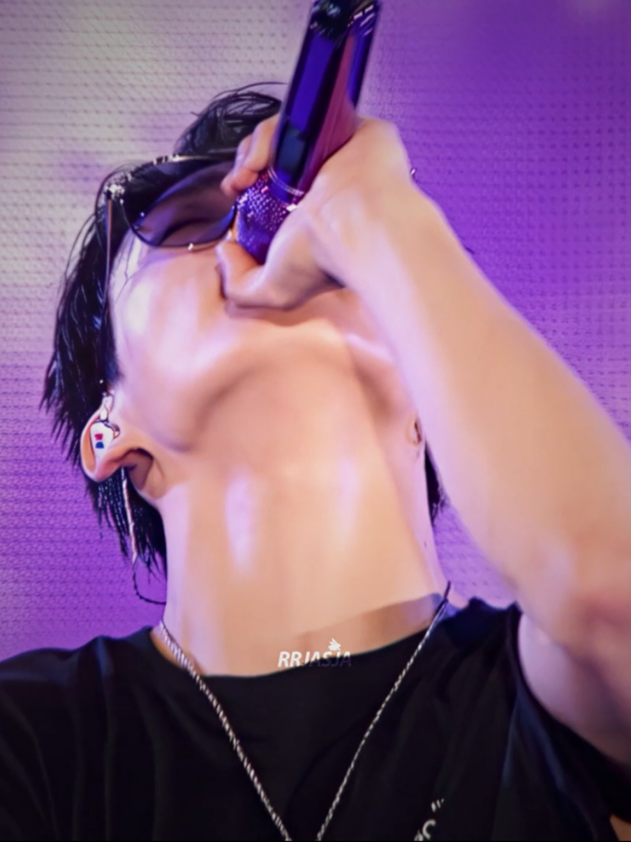 I'm into it.. I know y'all love Jungkook x Chase Atlantic combo •°○ #jungkookedits #jeonjungkook전정국 #jkbtshotedit 