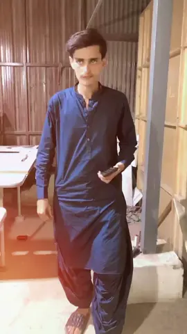 acho 🤧✌ #500k #unfrezzmyaccount #creatorsearchinsights #karachi #qrowmyaccount #fypシ゚ #viewsproblem😭 
