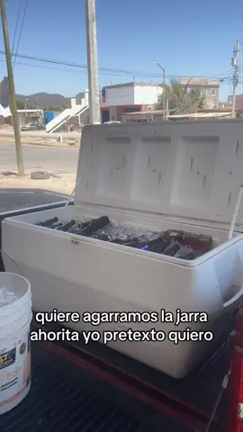 Hay que #tomar #🍻 para aguantar el #calor #fyp #paratiiiiiiiiiiiiiiiiiiiiiiiiiiiiiii  #viralvideos #シ 