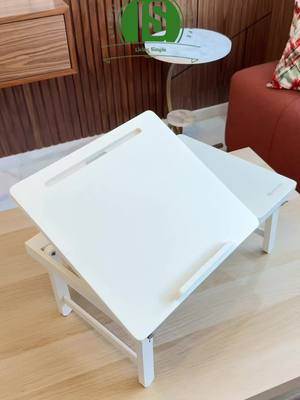 Table d’Ordinateur Portable en Bambou – Polyvalente et Réglable