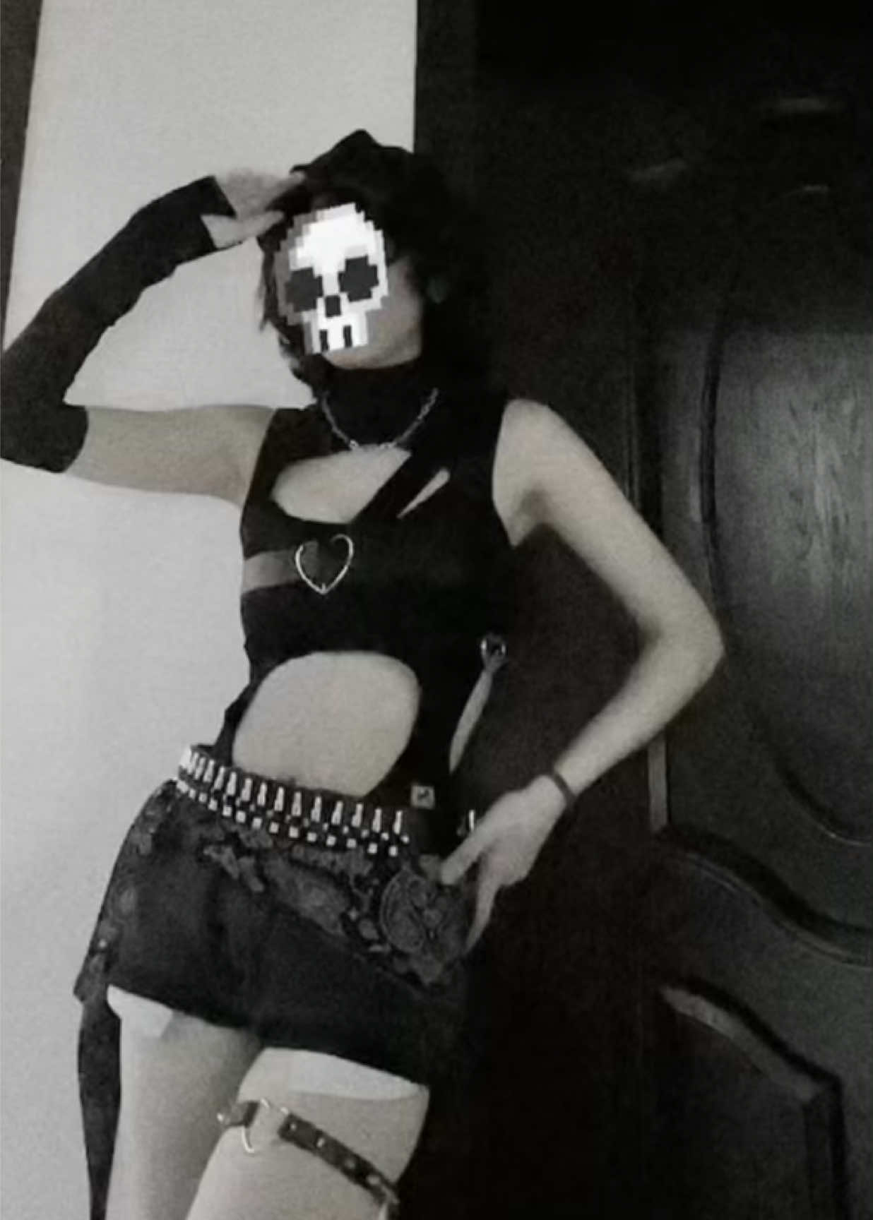 😝😝  #shakeittothemax #Respect #fyp #viral #foryou #dance #challenge #explore #trend #outfit #style #moliy #skillibeng #shenseea #emo #check #goth #baddie #bodytea #girly #boyish #hot #sexy #black #game #fortnite #roblox #wlw #mlm #bl #weird #iconic #slay #mommy #fashion 