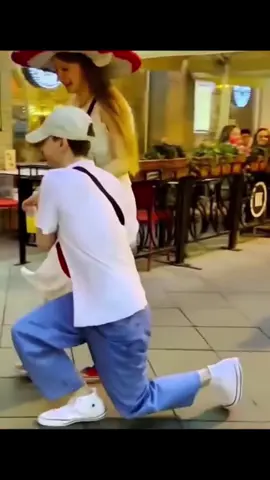 BUSHMAN PRANK#bushman #bushmanprank #bushmanpranks #funny #scary #pranks #funnyvideos #scareprank #hashtag #prank 