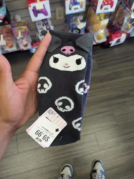 @hellokitty @sanrio @GameStop 