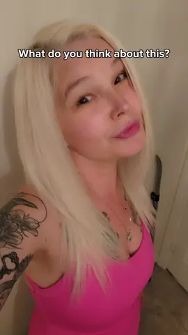 #CapCut lol.. how i feel about the straight vs curly hair. I dont know.. I love my crazy hair!! happy Friday. xoxo #CapCut #tattedup #blonde #fyp #straighthair #curly #vs 