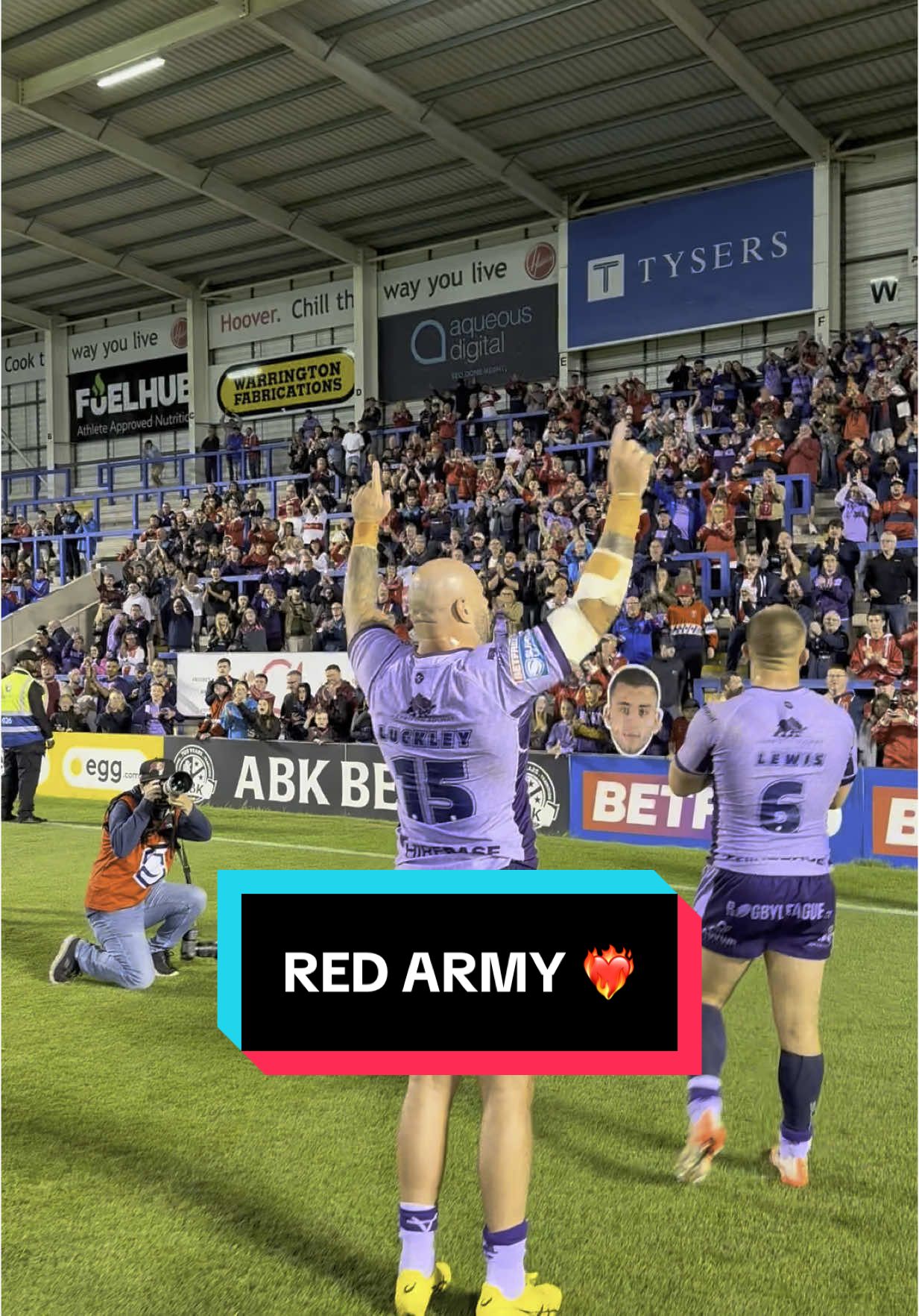 And we LOVE YOU, Red Amy ❤️‍🔥 See you all back at ours next Friday 🏠 🔜