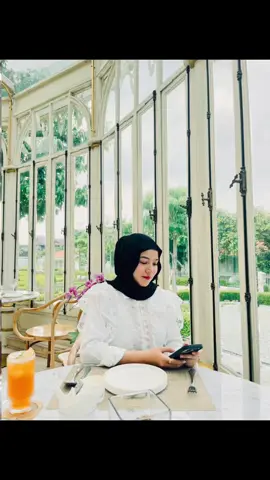 Lho lho mana krudungnya ? 😭😭🫵🏻