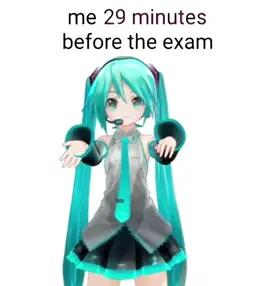 Literally me   #viral #hatsunemiku 