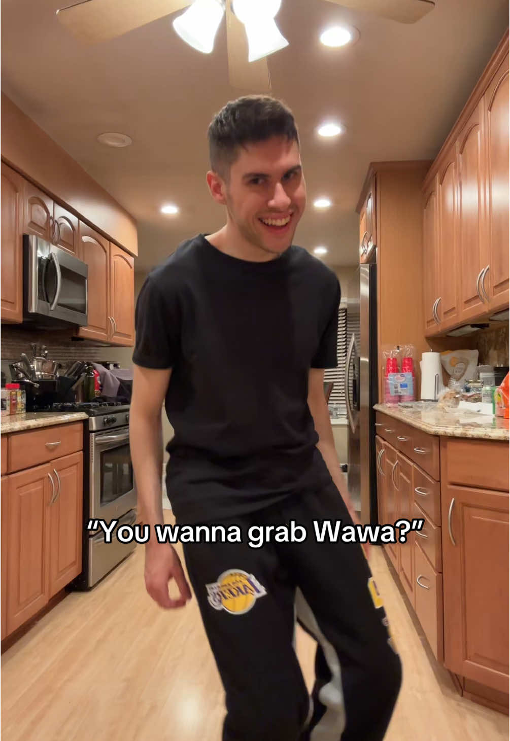 Late night runs 🤣🥪🙌 ( IB: @realmikeydavis ) #stepinthenameoflove #trend #viral #fyp 