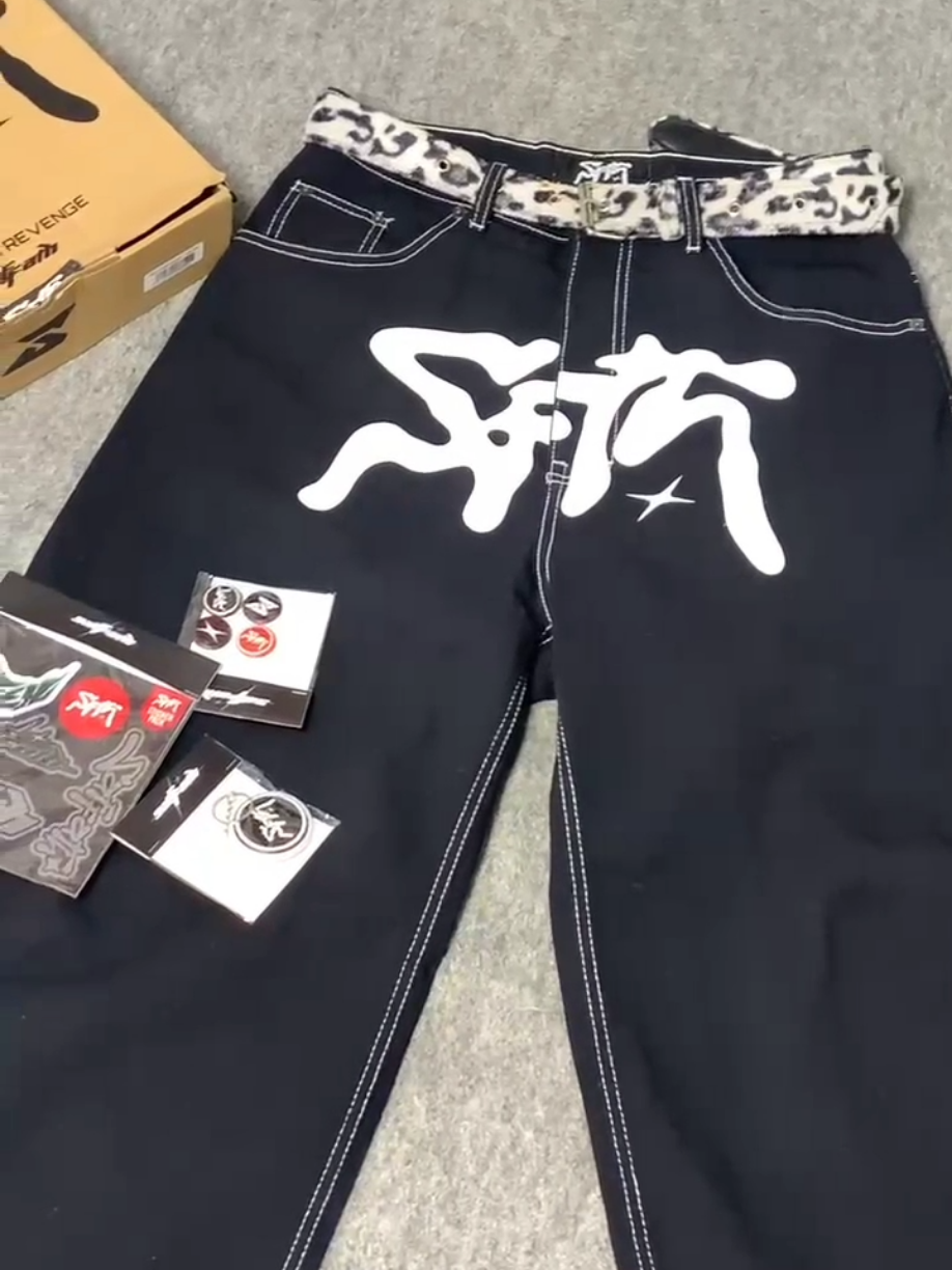 baru tau ada baggy segokss dan sekaciww ini🥵🔥 #baggy #baggypants #beggystyle #lokalbrand #skenaoutfit @saffath_id 