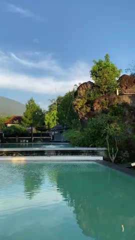 Kolam renang view gunung lawu #kolamrenang #swimming #swimmingpool #kendal24jam #kendalngawi #viewindah #gunung #gununglawu #lawumountain #wonderfulindonesia #ngawi24jam #ngawi #fyp #foryou #foryoupage 