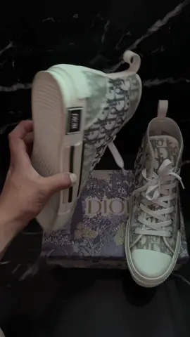 Dior high top 😍‼️ #luxuryboutique #designershoes #giftideas #dior #fypage #diorshoes #trending #fypシ゚viral #shoegame #christiandior #boutiqueshopping #shoes #designer #boutique #giftforhim 