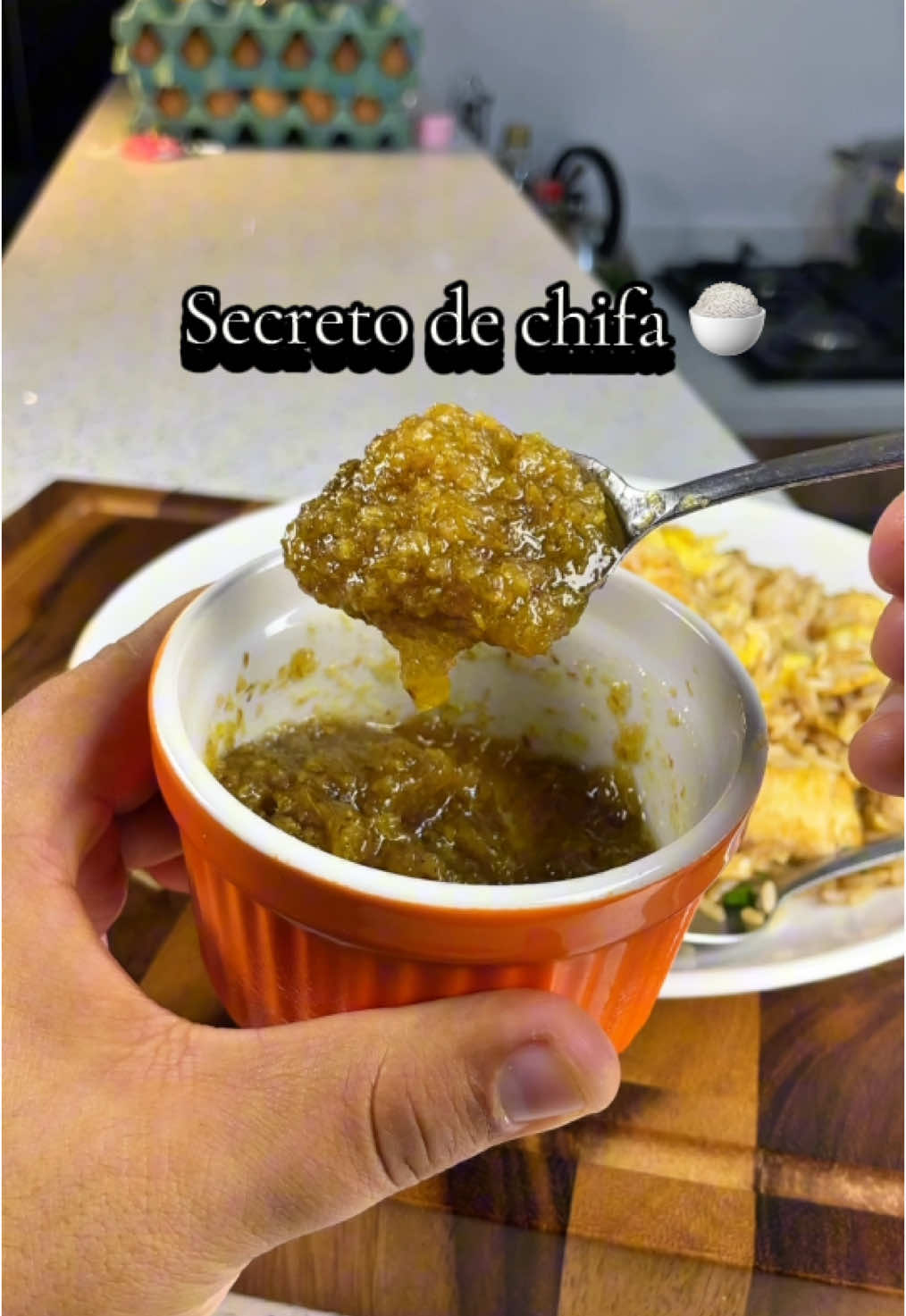 Hoy te dejo el secreto para darle ese saborcito de chifa a todas tus preparaciones. Con esto ningún chaufa te quedará mal, confía. #secretodechifa #tipdecocina #chaufa #antoniocoronel #fyp 
