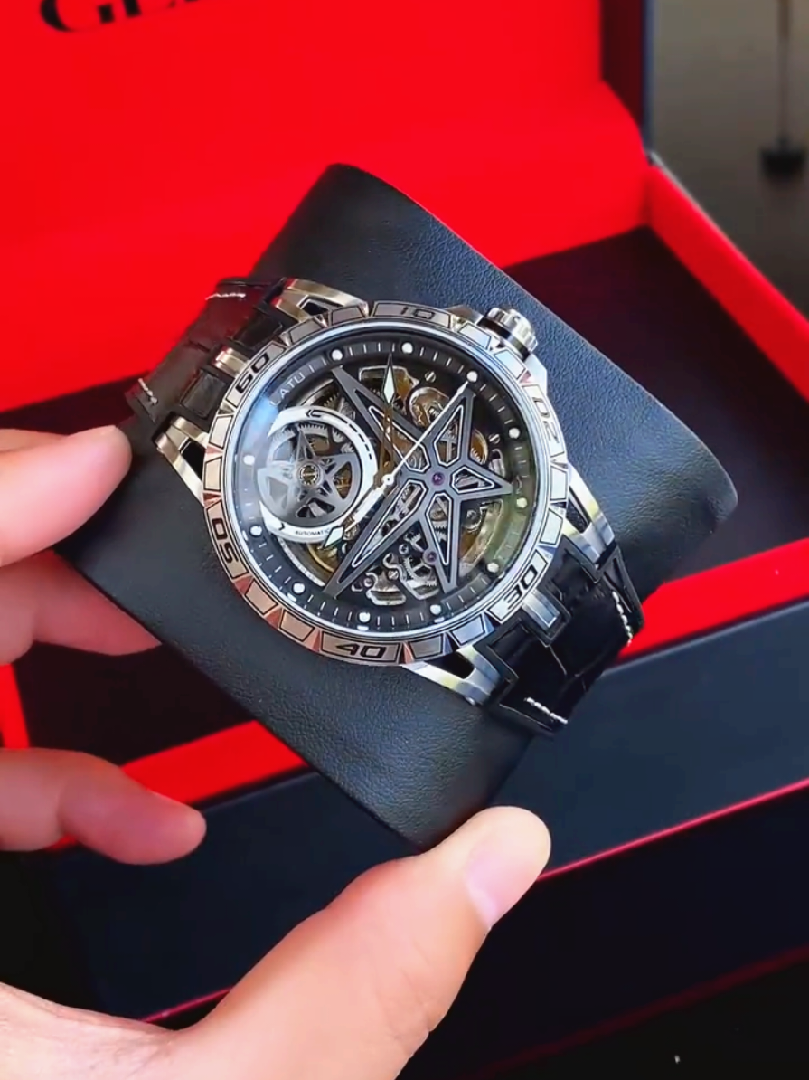 #đồnghồcơnam #đồnghồ #storedongho99 #đồnghồnamchínhhãng #donghonamdep #donghodep #donghodeotay #donghochinhhang #stoređồnghồ 