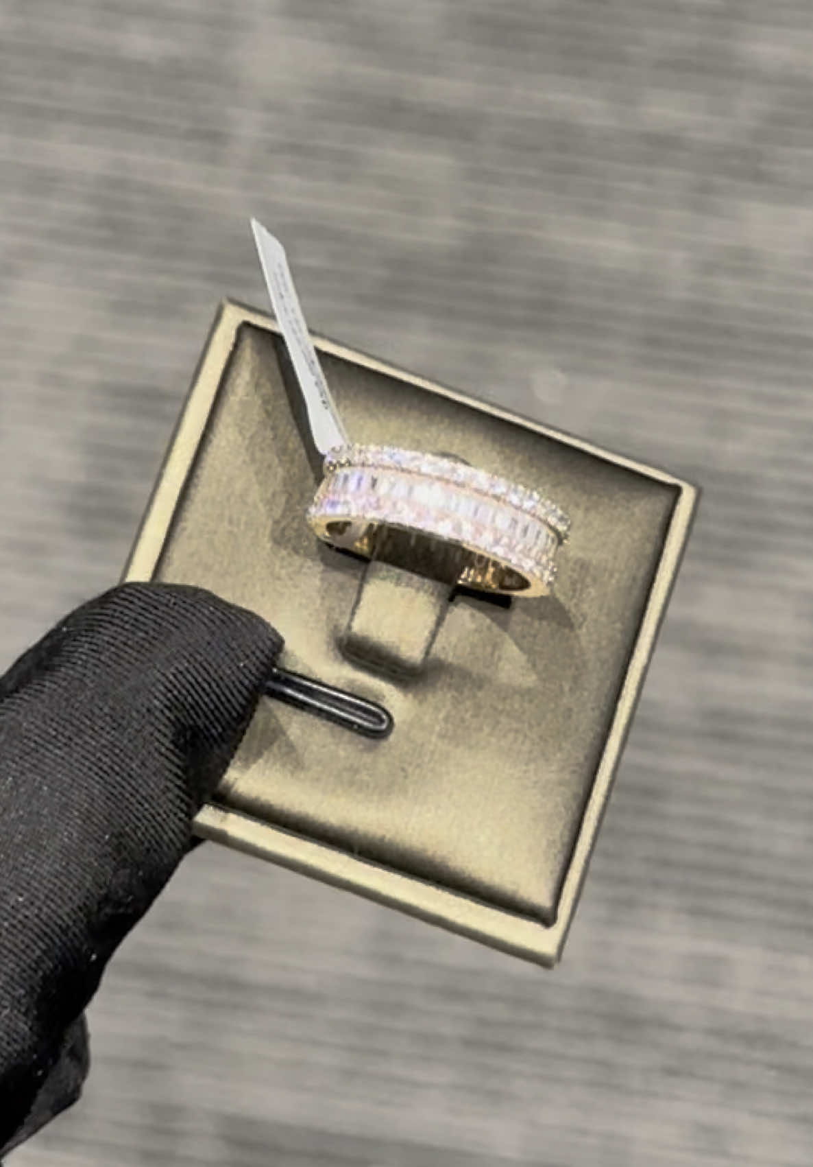 Các anh ngắm chán nhẫn có chủ chưa ạ 😅😅 em lên mẫu nhẫn trơn vàng hồng 10k full moissanite cho các anh ạ 🥰🥰🥰#trangsucmoissanite #phutinjewerly #moissanite 