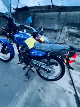 Sacándole estilo a los ktm 🤙🏻🤣🚀🚀#viraltiktokvideo #paratiiiiiiiiiiiiiiiiiiiiiiiiiiiiiii #motos #fyyyyyyyyyyyyyyyyyyy #ek #ekespress 
