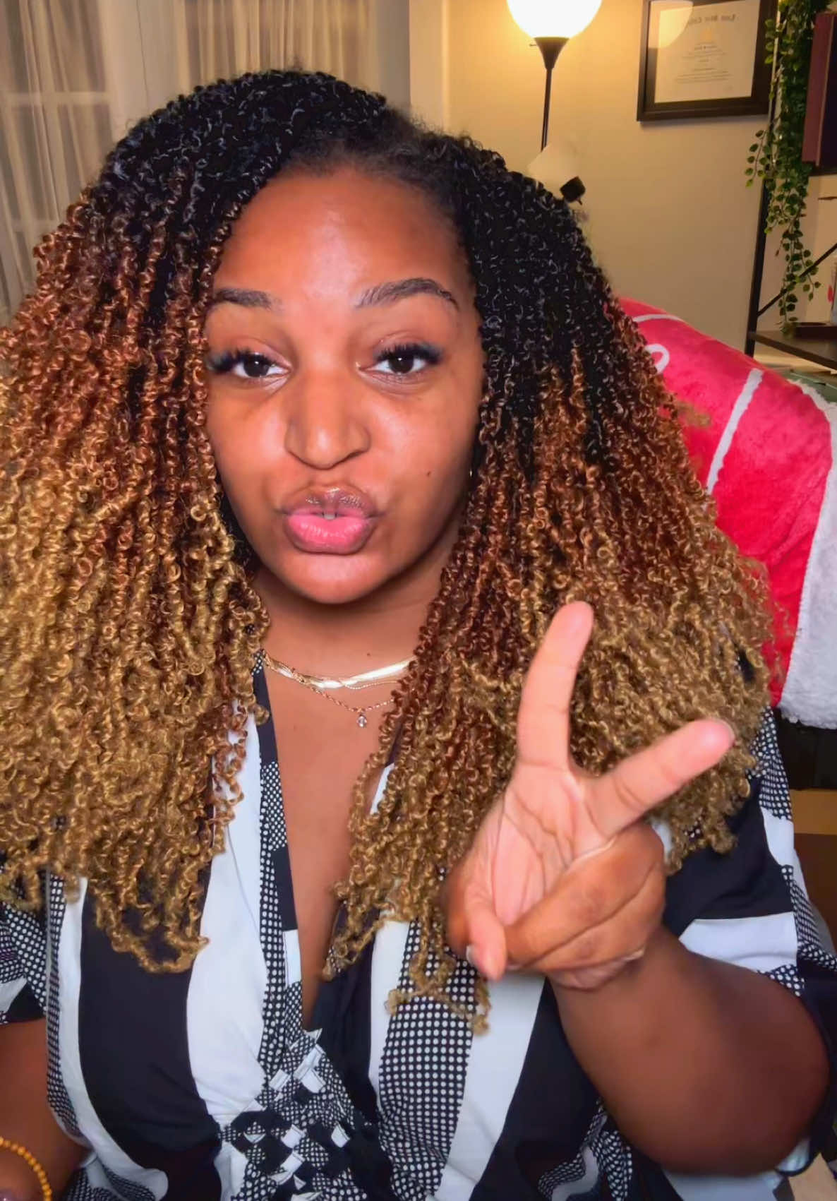 The perfect summer hair is HERE! This Toyotress Kinky Yaky Twist in OT30/27 is everything—lightweight, vacation-ready, and swim-safe! Plus, it’s super easy to install. #ProtectiveStyle #CrochetBraids #ToyotressHair #SummerHairGoals #VacationHair #OT3027 #TikTokShopFinds #BlackGirlHairMagic #CrochetTwists #EasyHairStyle #yankytwists #crochethairstyles #fyp #tiktokshopcreatorpicks 