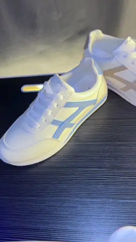 #sepatuwanita #sepatucewek #sepatuolahragawanita #sepatuori 