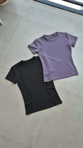 Basic yoga shirt sports wear #sportswear #basictop #yogashirt 