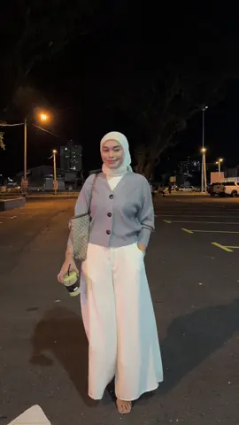 #fypage #fyppppppppppppppppppppppp #fypシ゚viral #fypdongggggggg #foryoupageofficiall #outfitideas #outfitchecks #outfitmurah #outfitbaggy #outfitinspo #baggy #fypviralシ #baggyfitcheck #blousemurah #foryoupage❤️❤️ #foryoupage❤️❤️❤️foryo 