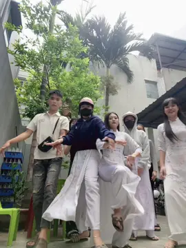 đội này mạnh mà mạnh ai nấy nhảy 😂