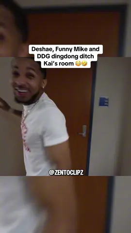 nah they def getting expelled after this😭✌🏽 #fyp #deshaefrost #deshaefrostclips #funnymike #streameruniversity #DDG #viral 