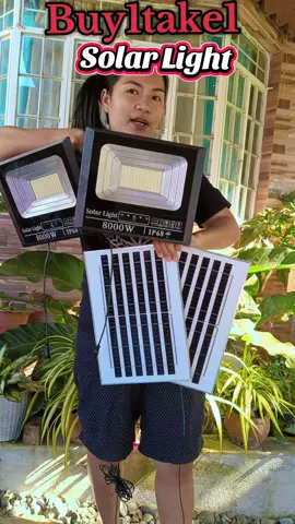 Buy1take1 Solar Lights na napaka mura at ang ganda ng quality!  #solarlight #buy1take1solar #kkskysolarlight #viralproducts #trendingproducts 