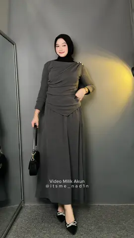 Nemu oneset knit cantik😍 #oneset #onesetknit #onesetwanita #ootdhijab 